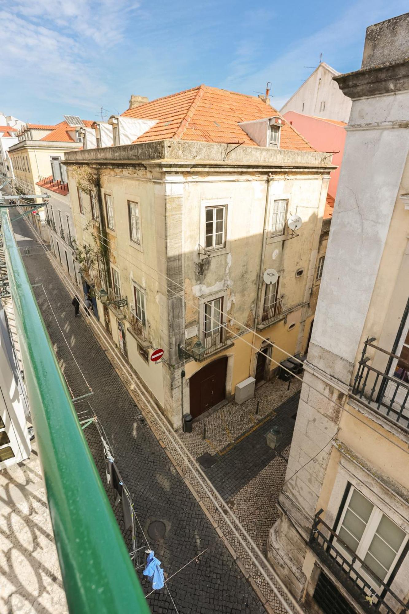 City Center Apt In Lively Bairro Alto! Lisboa المظهر الخارجي الصورة